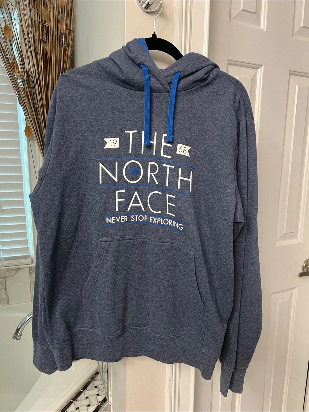 The North Face Men's Navy Blue Pullover Hoodie with Contrast Drawstrings